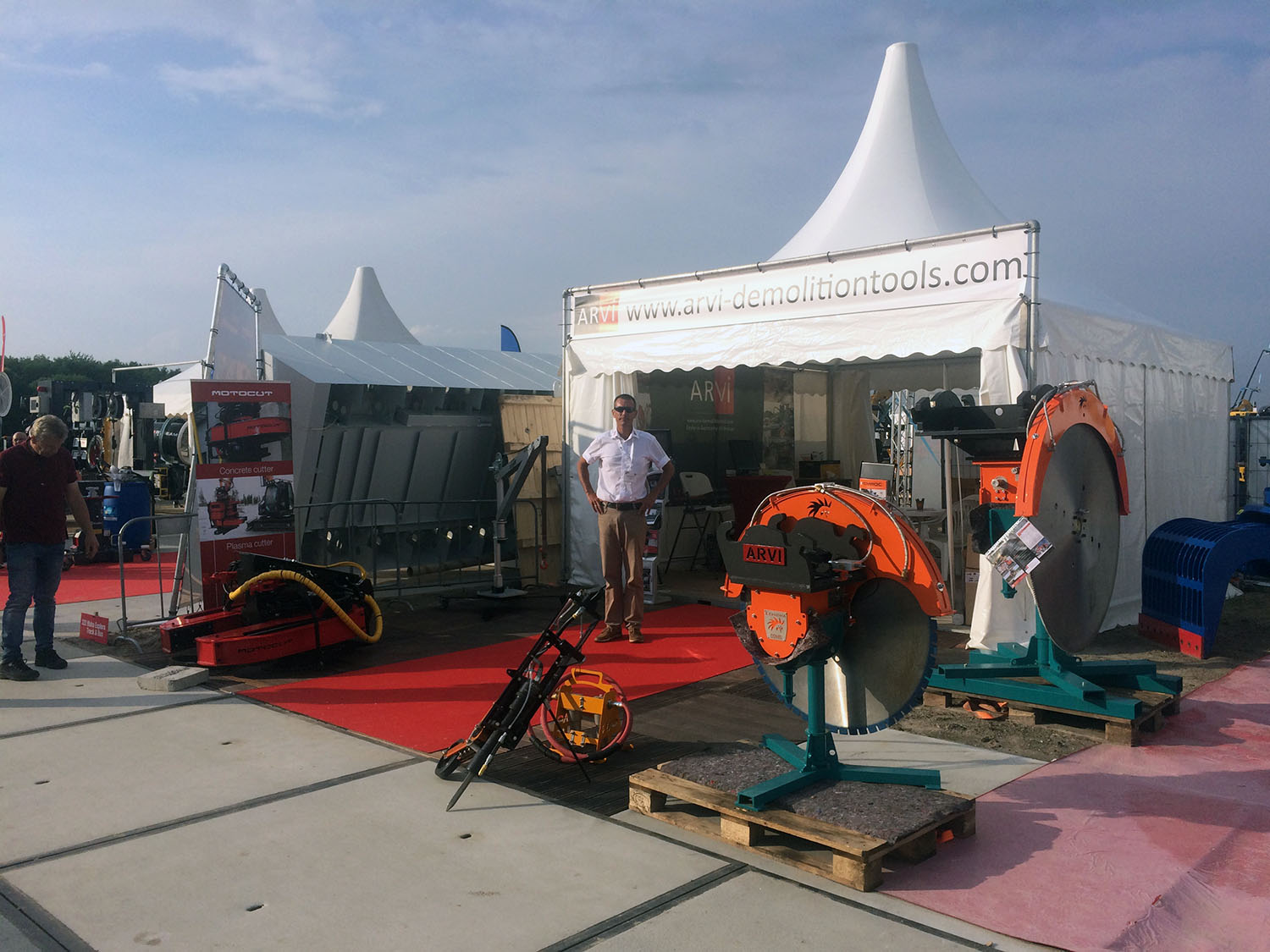 Echidna dealer ARVI displaying at TKD exhibition in Almere